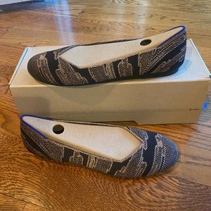 Rothys Womens flats sz 9.5 new free shipping